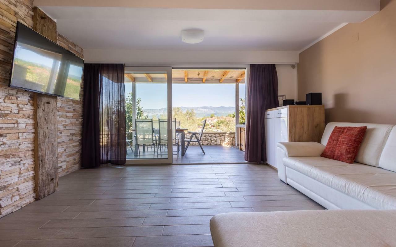 Apartment Trava Klimno Bagian luar foto