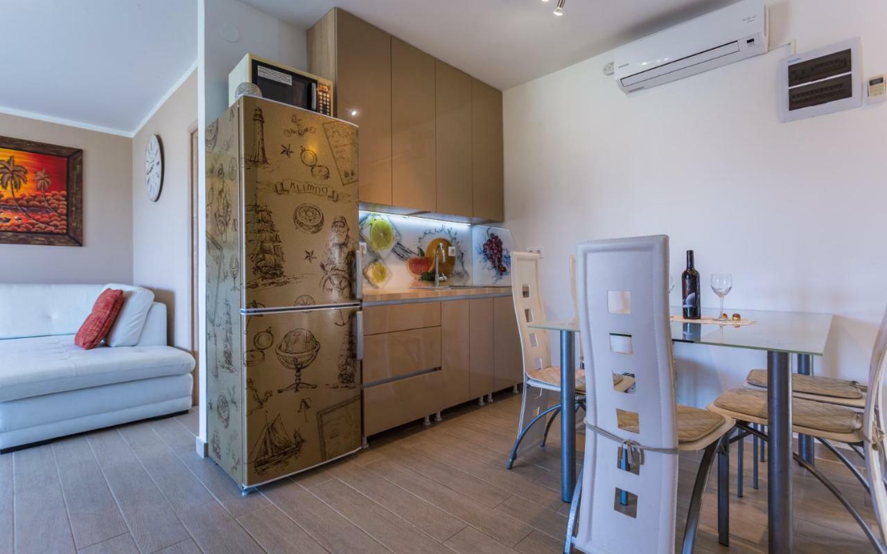 Apartment Trava Klimno Bagian luar foto